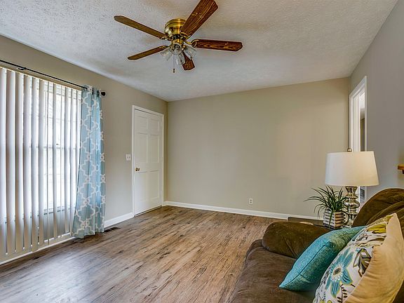 4th image of 2644 Birdsong Ave