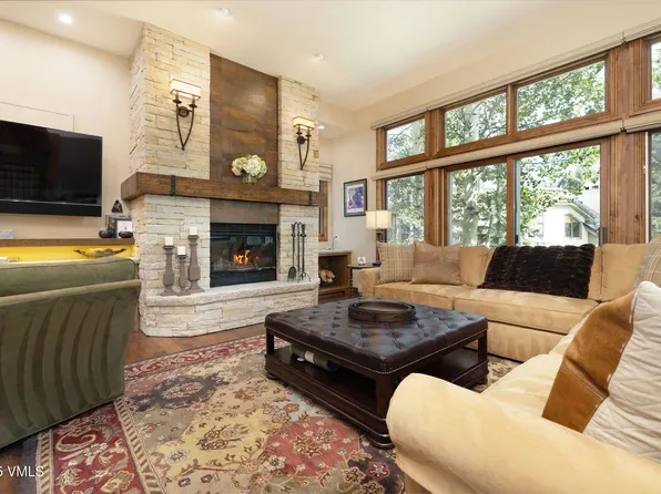101 Highlands Ln #21, Beaver Creek, CO 81620