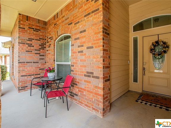 4th image of 205 Jaycee Dr