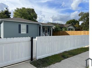 3435 Love St, Houston, TX 77026