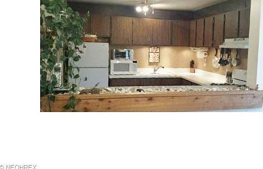 4th image of 4293 Bennington Blvd