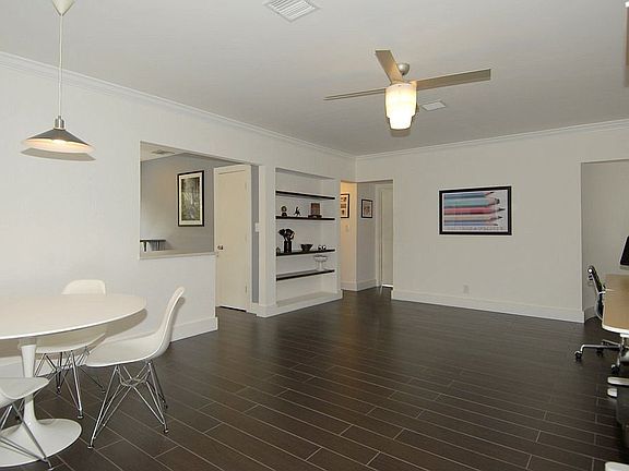 4th image of 2720 SE 5th Ct