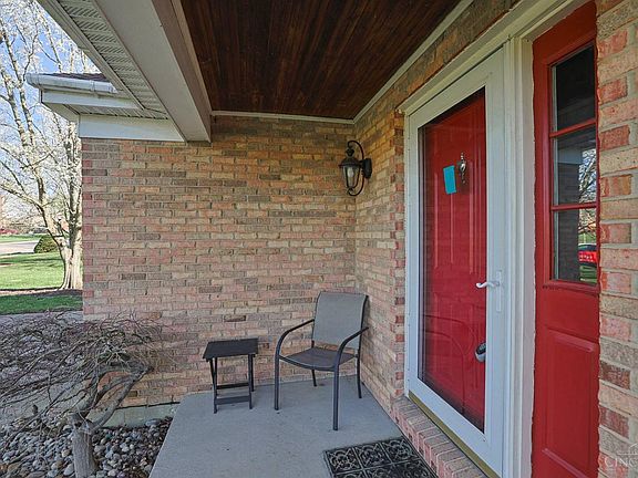 3rd image of 9450 Lark Meadow Ct