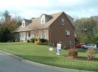 910 Windsong Pl, Windy Hills, KY