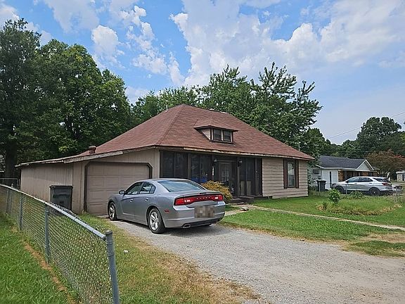 3rd image of 1208 S 9th St