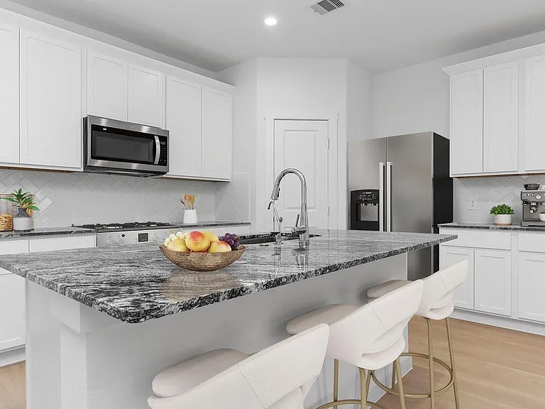 7839 Cavour Dr — Photo 8