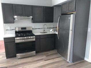 100 Carroll St, Paterson City, NJ 07501