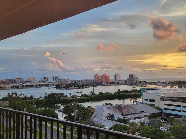 51 Island Way APT 1107