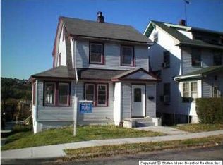 91 Coursen Pl, Staten Island, NY 10304