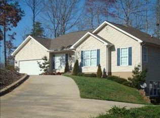 216 Stonebrook Dr, Demorest, GA 30535