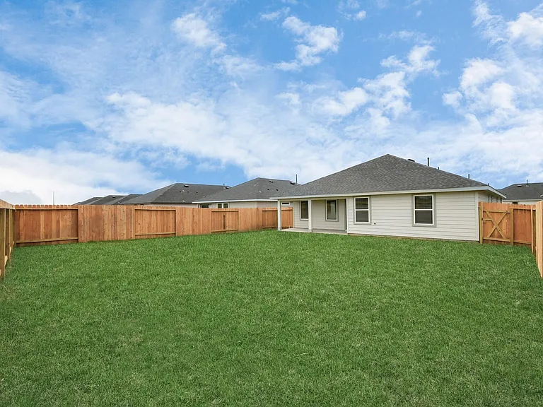 8519 Swenson Ln — Photo 35