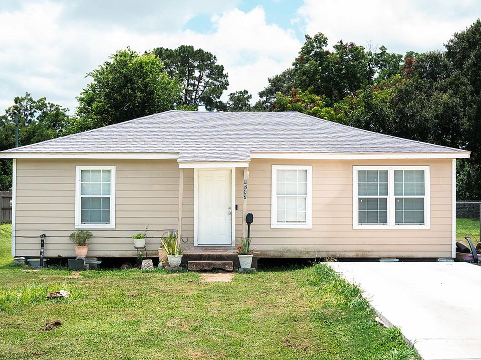 1st image of 5242 Carmen St