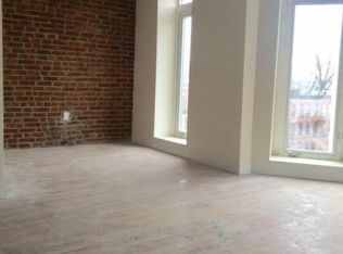 519 Throop Ave #PARLOR, Brooklyn, NY 11221