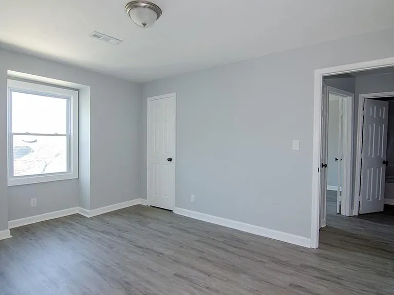 1005 Hillside Ave — Photo 8