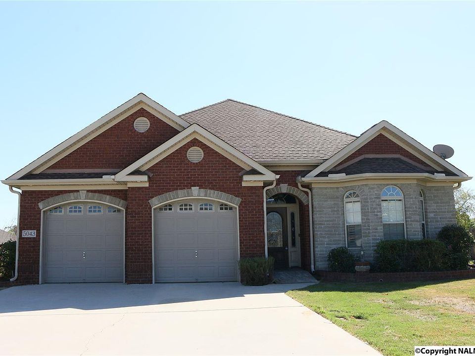 1st image of 5043 Valley Cove Dr SE