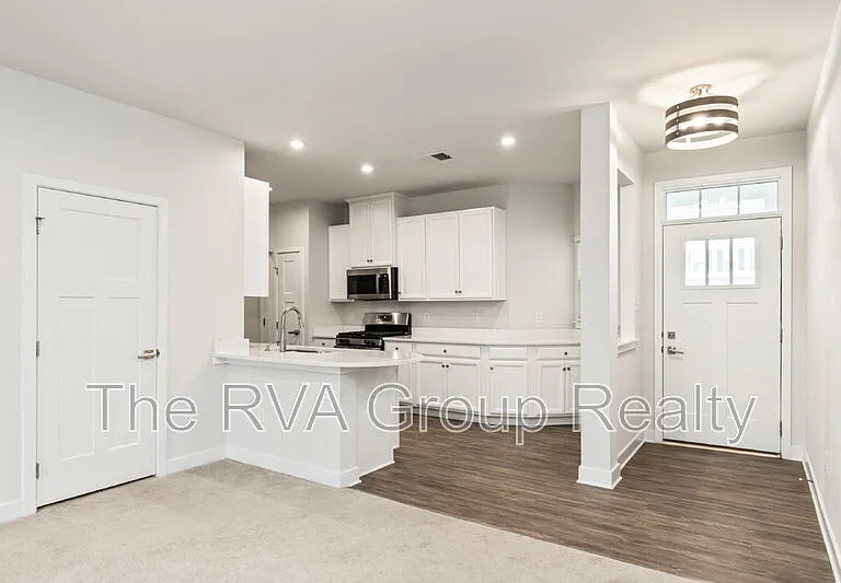 9065 Spring Green Loop — Photo 6