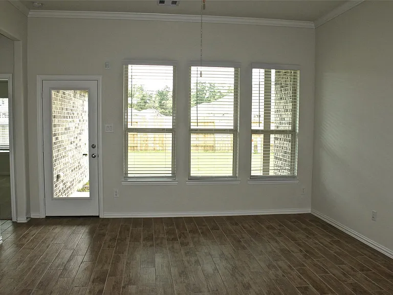 4408 Mimic Dr — Photo 6