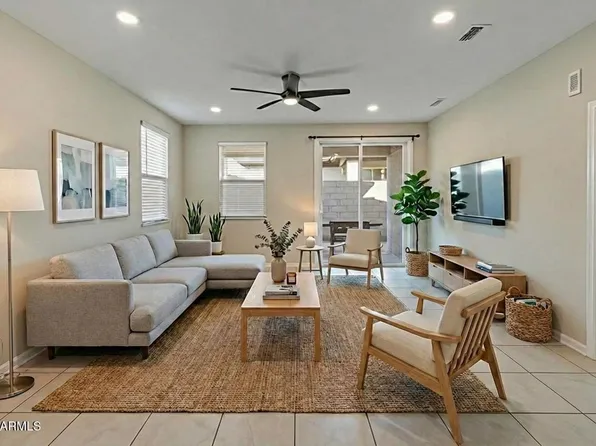 17352 W Country Club Ter, Surprise, AZ 85387