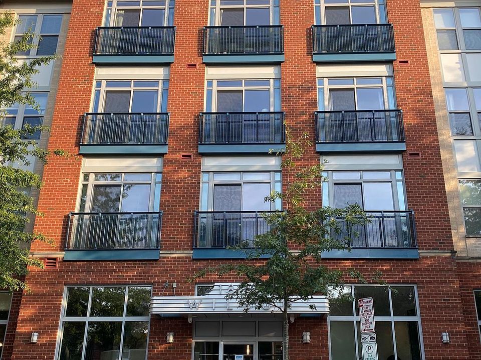 1st image of 1800 Wilson Blvd #302