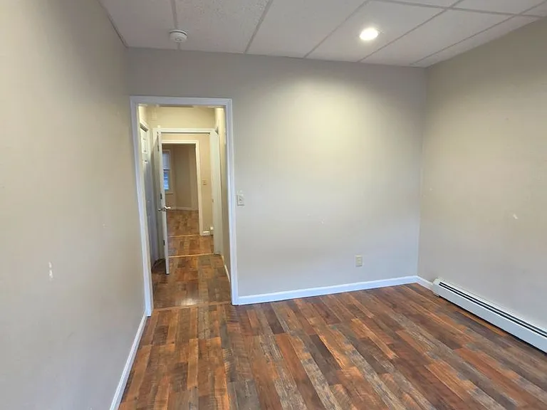 1336-1340 Cranston Street — Photo 12
