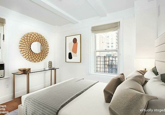 3rd image of 115 E 90th St #7EE