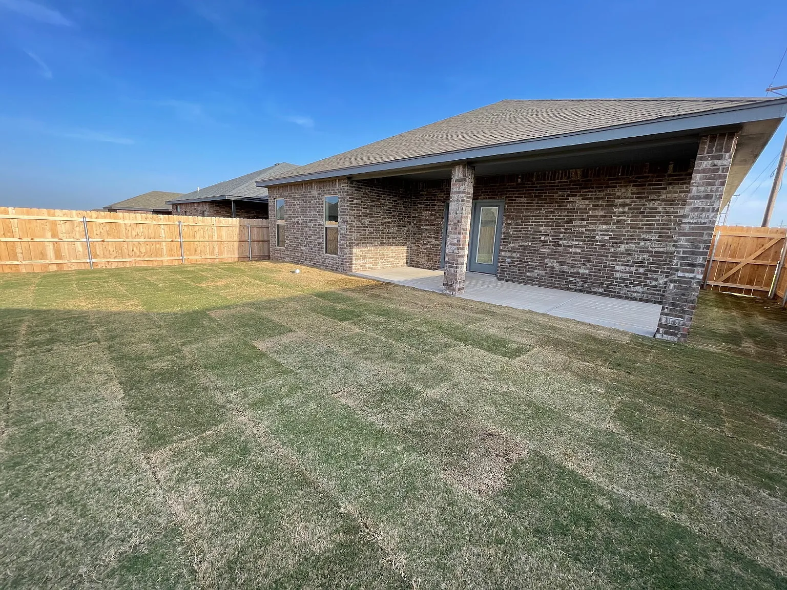 4 bed, 2.0 bath, 1786 sqft, $2,150 — Photo 3