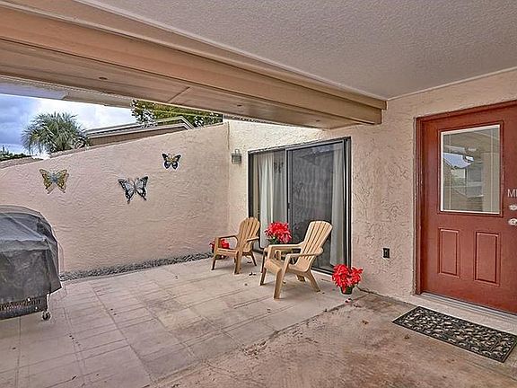 4th image of 128 Lago Vista Blvd