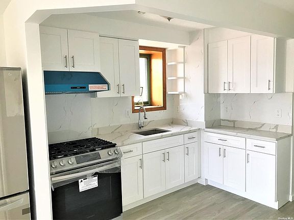 4th image of 13443 Maple Ave #7