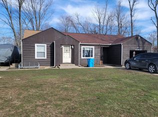 1385 N Nottawa St, Sturgis, MI 49091