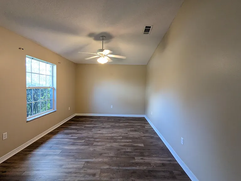 8237 Nevada St — Photo 2