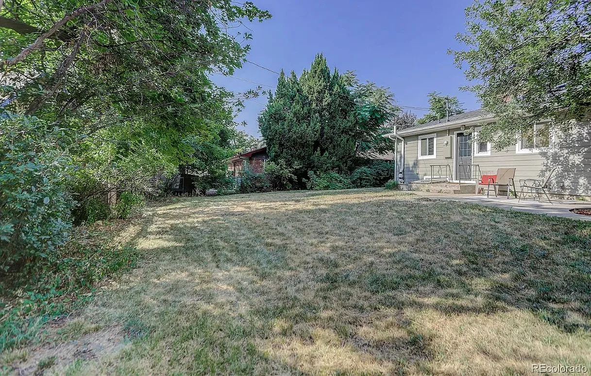 2 bed, 1050 sqft, $2,500 — Photo 3