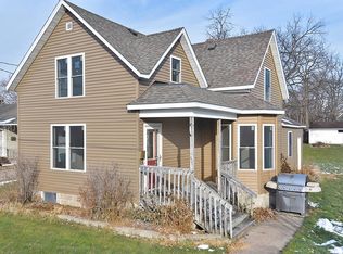 217 10th Ave SE, Waseca, MN 56093