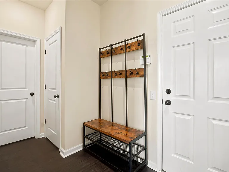 443 Tall Oaks Dr — Photo 23