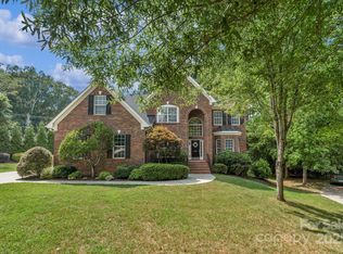 8606 Gresham Dr, Waxhaw, NC 28173