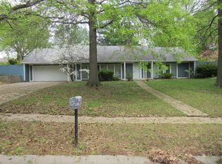 5609 NW Platte Purchase Dr, Kansas City, MO 64151