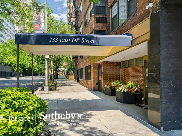 233 E 69th St APT 5E, New York, NY 10021