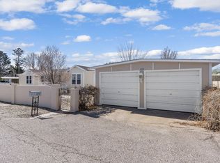 420 Robin Meadow St NW, Albuquerque, NM 87114