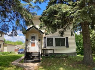 623 12th St S, Virginia, MN 55792