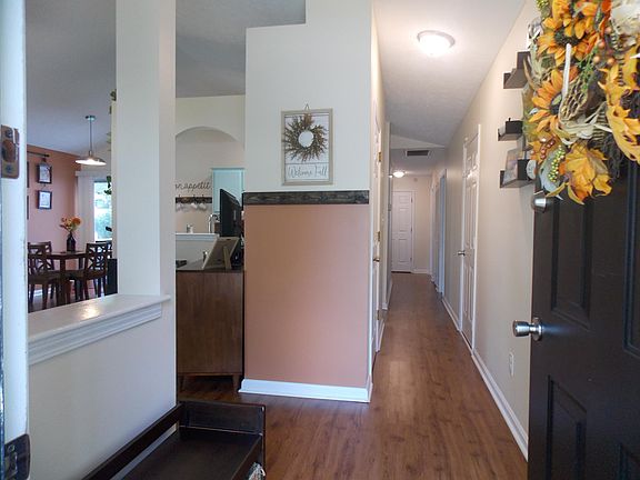 3rd image of 253 Donalynn Dr