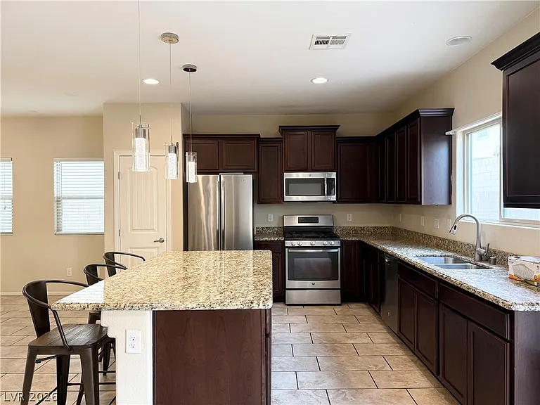 8315 Cozumel Creek Ct — Photo 9