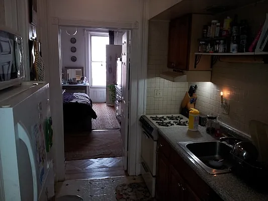 Rented by ZealEstate Group Inc | media 26