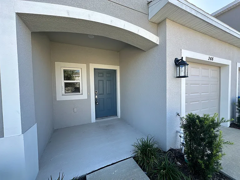 2408 Paravane Way — Photo 3