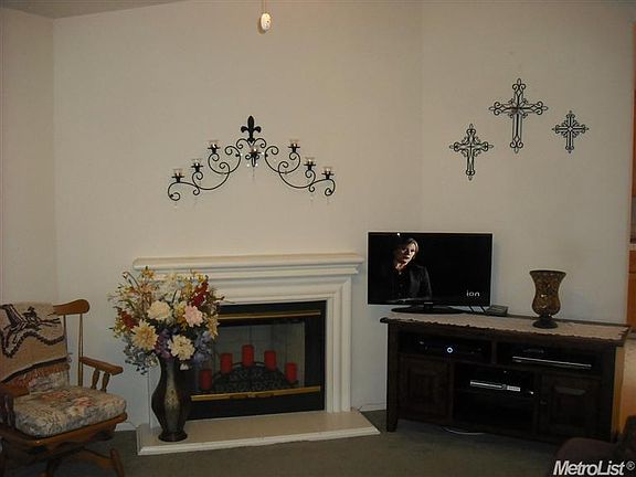 2nd image of 5094 Stoner Dr