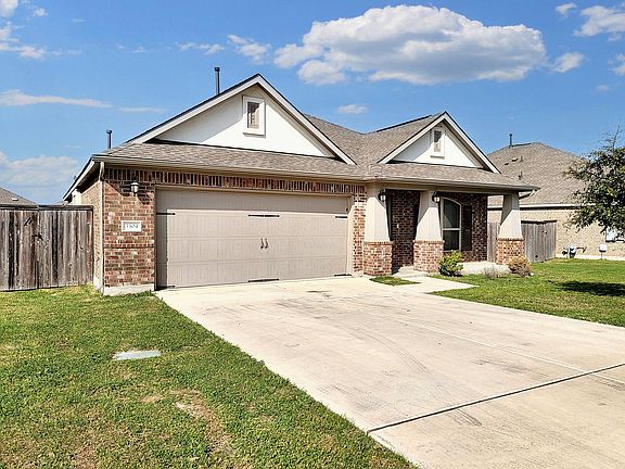 4th image of 3304 Lauren Nicole Ln