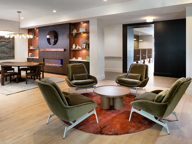 Building 100 Work Lounge