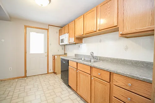 437 S Haven Rd — Photo 9