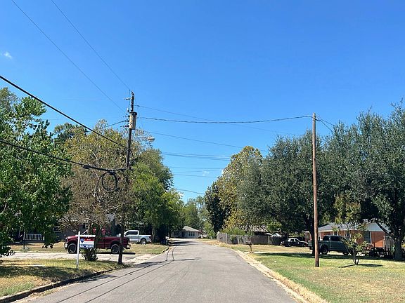 4th image of 115 Drexel Dr