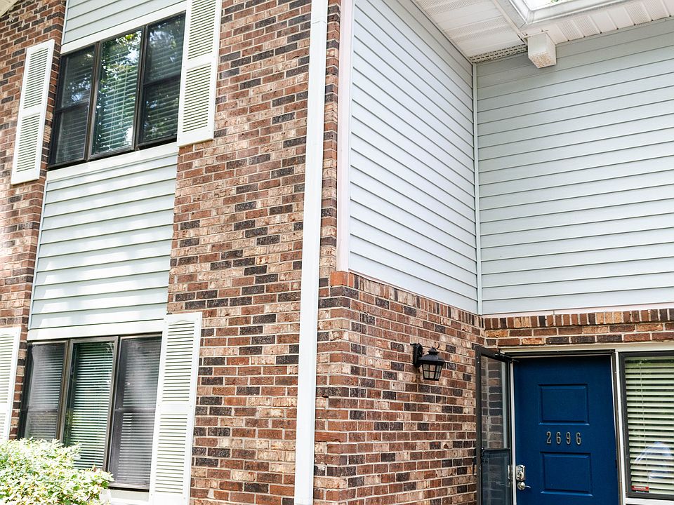 1st image of 2696 Twiggs Cir SE
