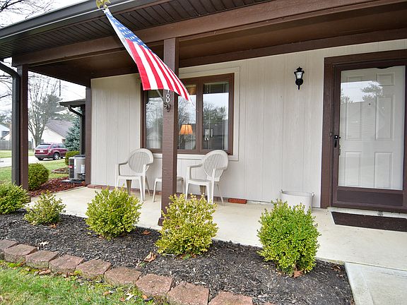 3rd image of 818 Staton Pl #Wd