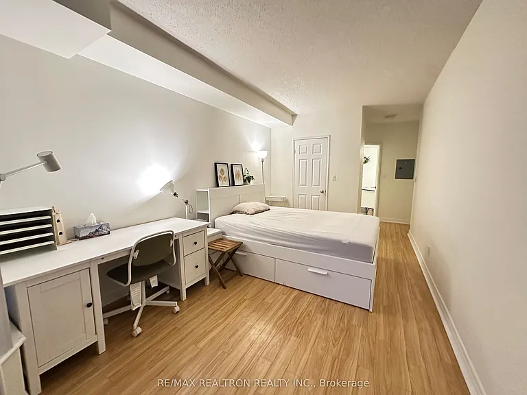 55 Bloor St E #1909 — Photo 9